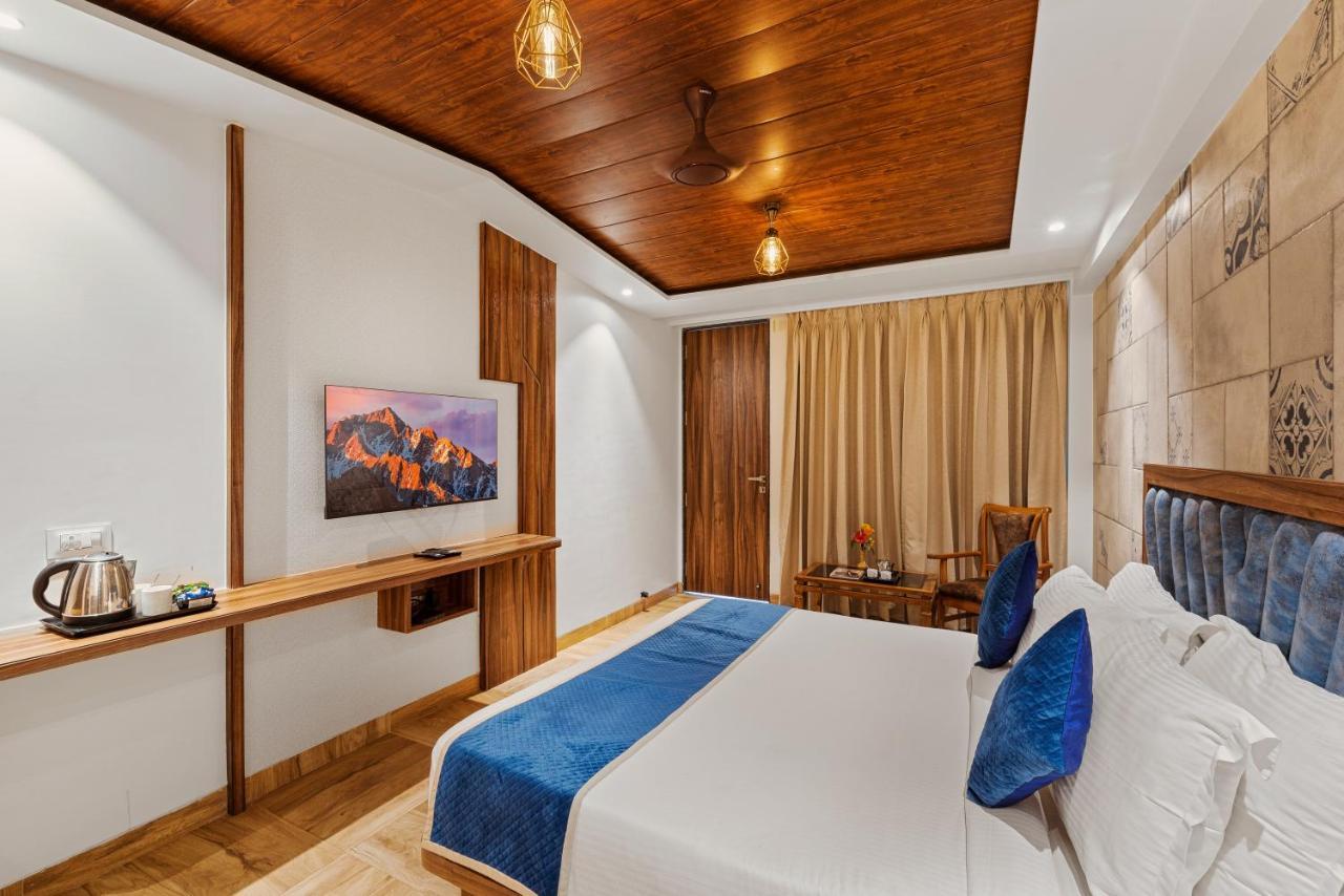 Mayur Retreat & Spa Lonavala Exteriör bild