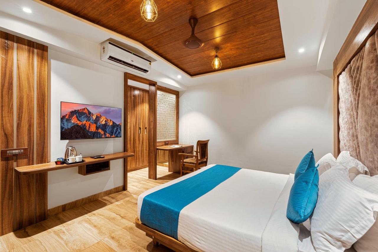 Mayur Retreat & Spa Lonavala Exteriör bild