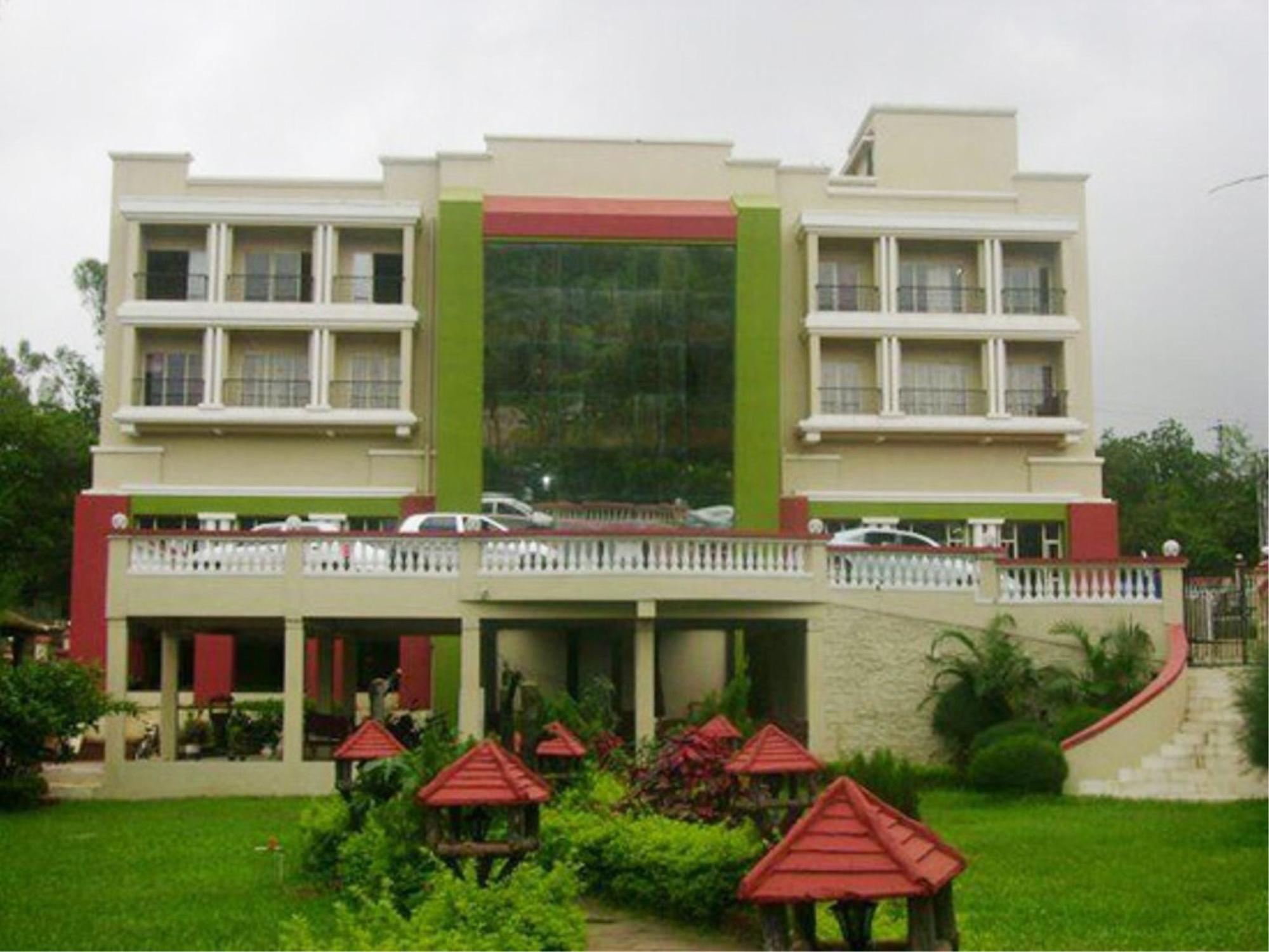 Mayur Retreat & Spa Lonavala Exteriör bild